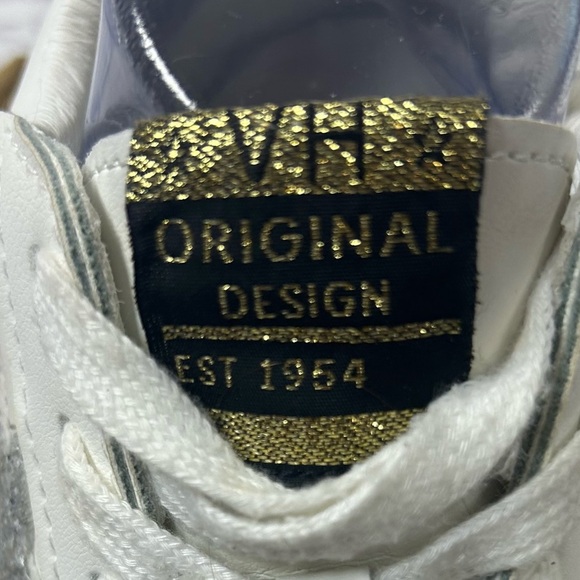 Vintage Havana White Leather Fashion Sneakers with Star Accent. Size 8. - Picture 8 of 11